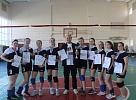 Команда девушек по волейболу